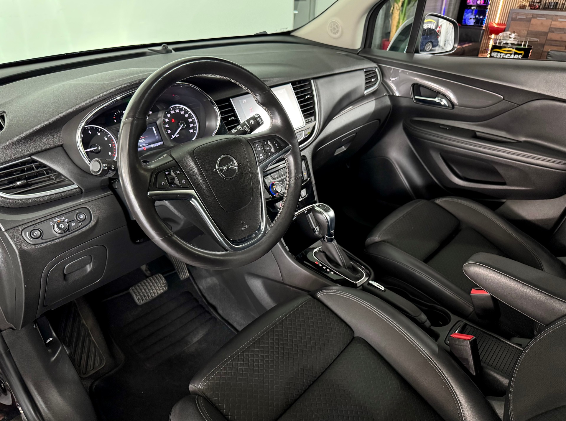 OPEL Mokka X 1.4i 16V Turbo Enjoy 4WD Automatik-image-9