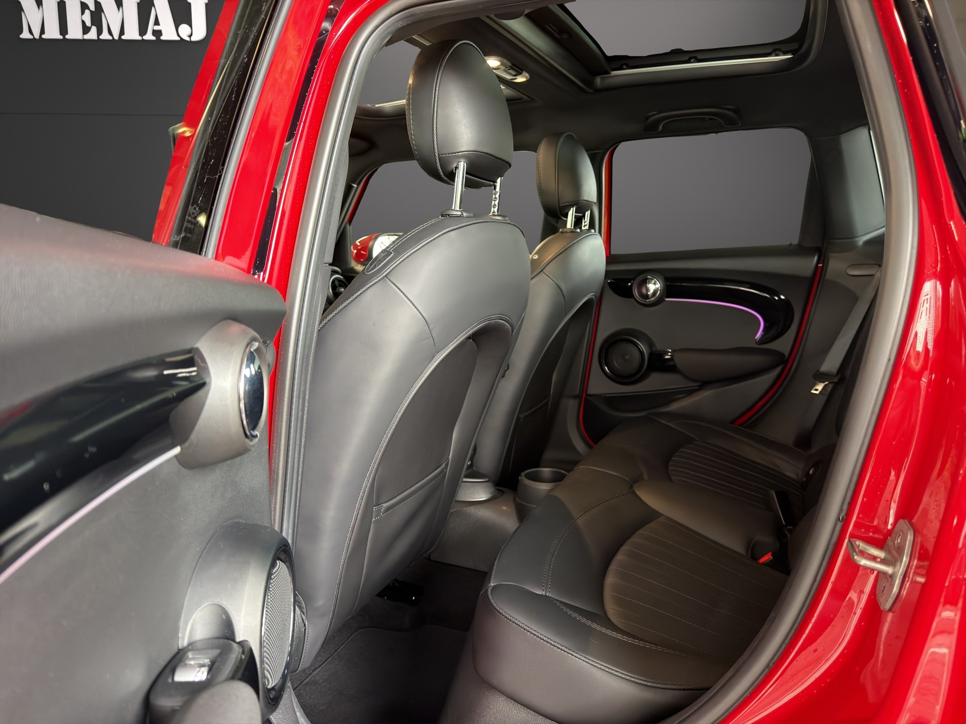 MINI Cooper Multitone Edition Steptronic DKG-image-10