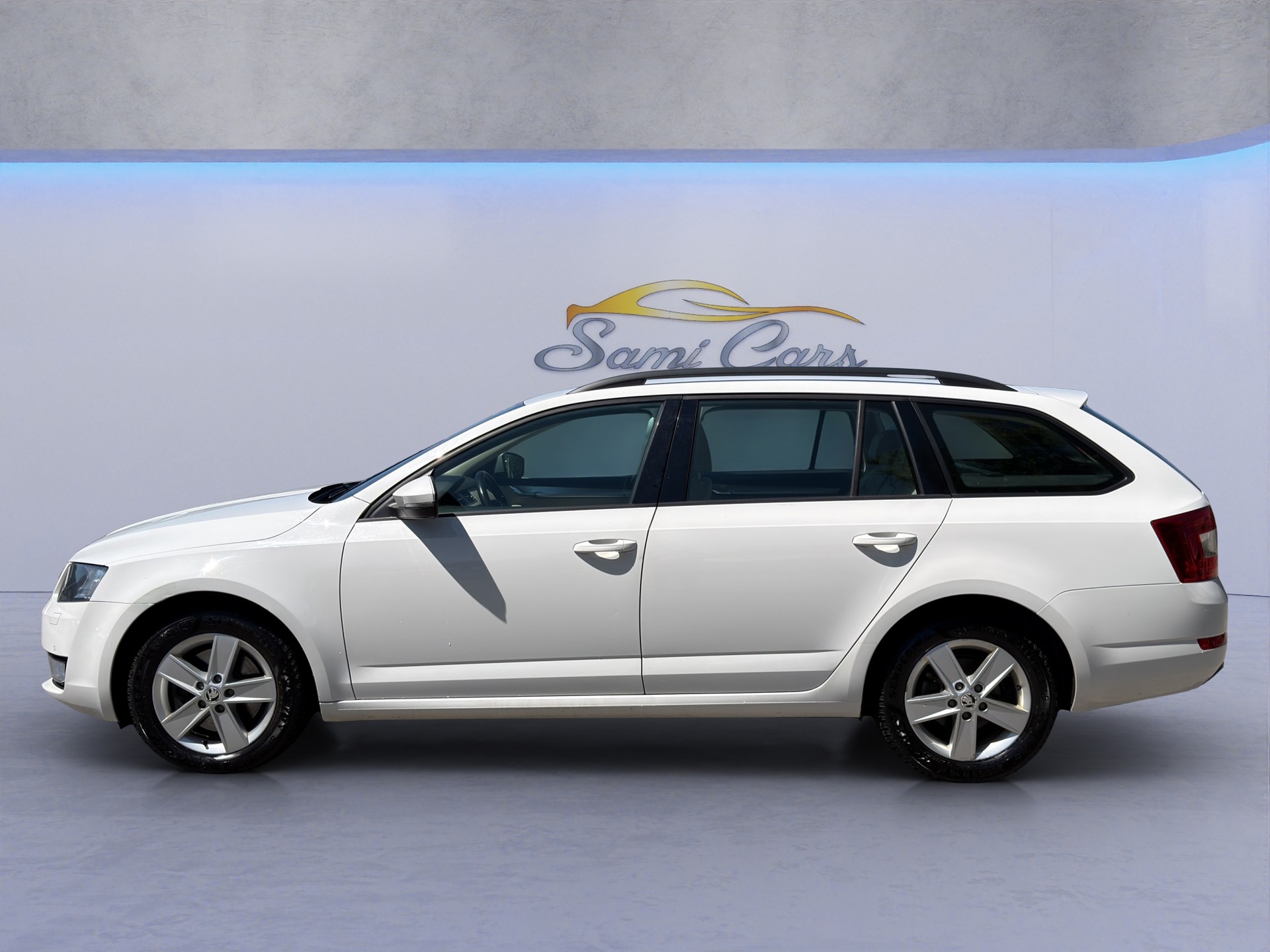 SKODA Octavia Combi 1.8 TSI Elegance 4x4 DSG-image-5
