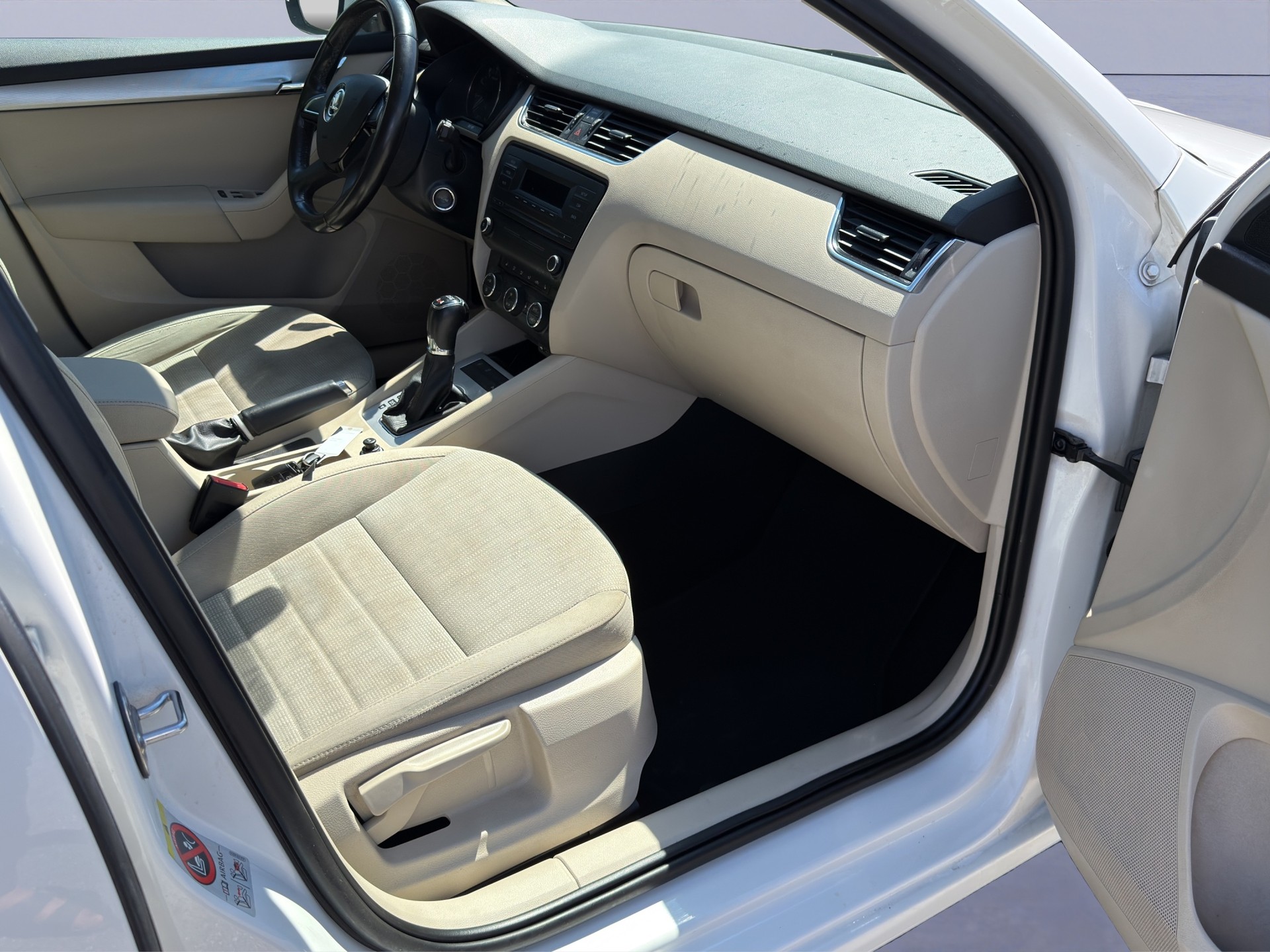 SKODA Octavia Combi 1.8 TSI Elegance 4x4 DSG-image-10
