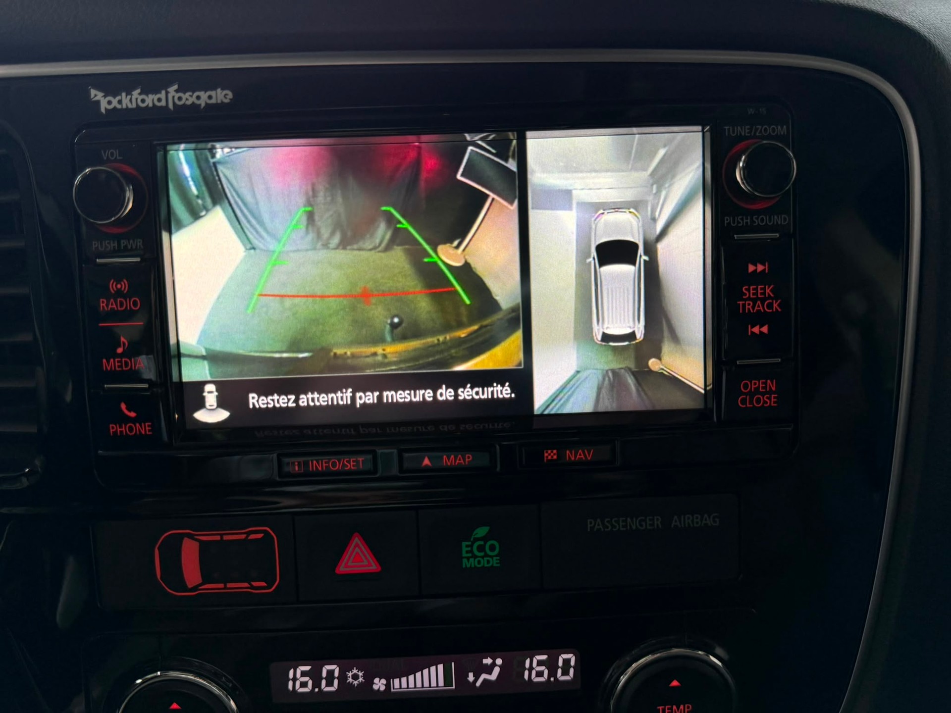 MITSUBISHI Outlander 2.0 PHEV Diamond 4WD Automatic-image-15