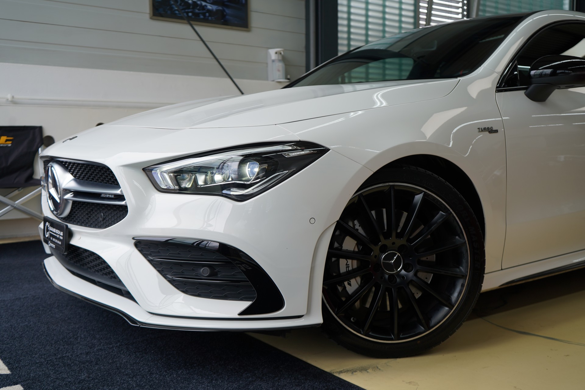 MERCEDES-BENZ CLA 35 AMG 4Matic 7G-DCT-image-3