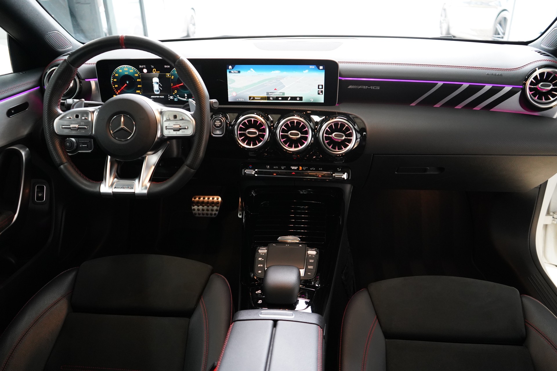 MERCEDES-BENZ CLA 35 AMG 4Matic 7G-DCT-image-27