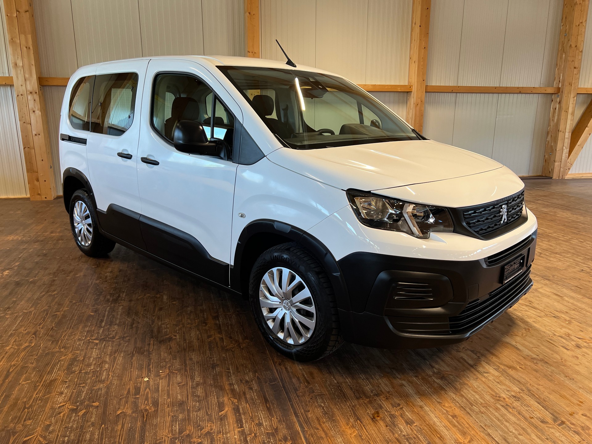 PEUGEOT Rifter 1.2 PureTech Active-showroom-element-2