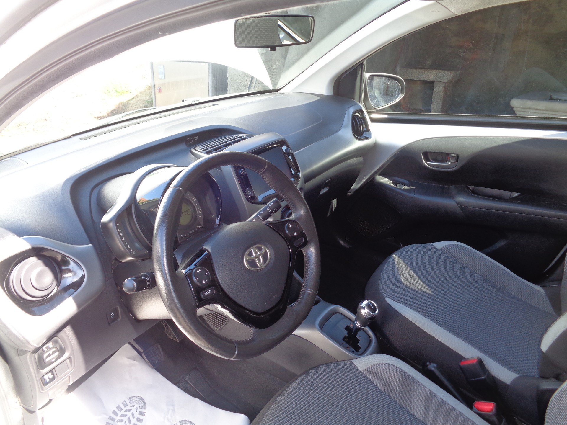 TOYOTA Aygo 1.0 VVT-i X-shift Trend-image-7