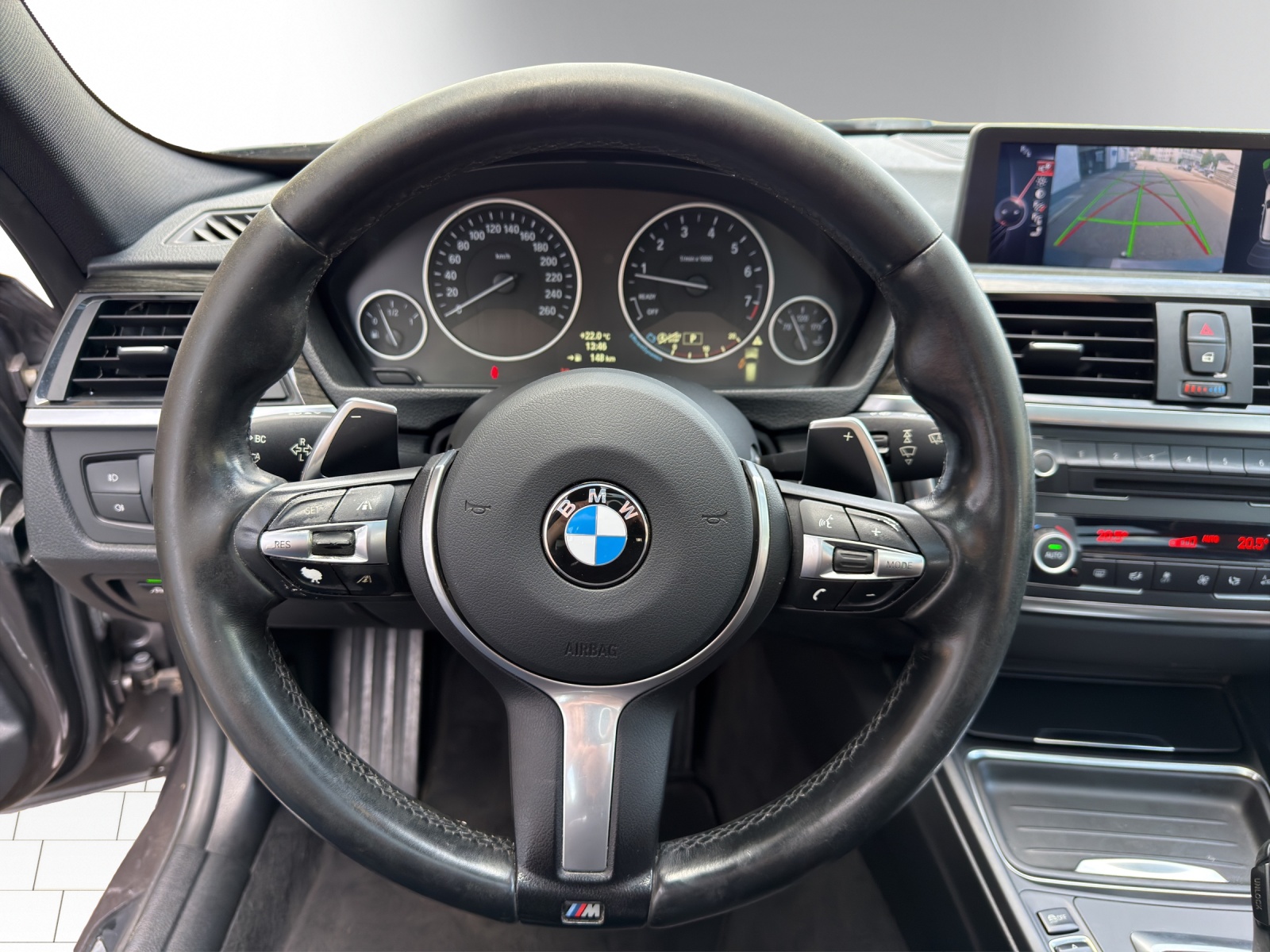 BMW 335i xDrive SAG Touring-image-6