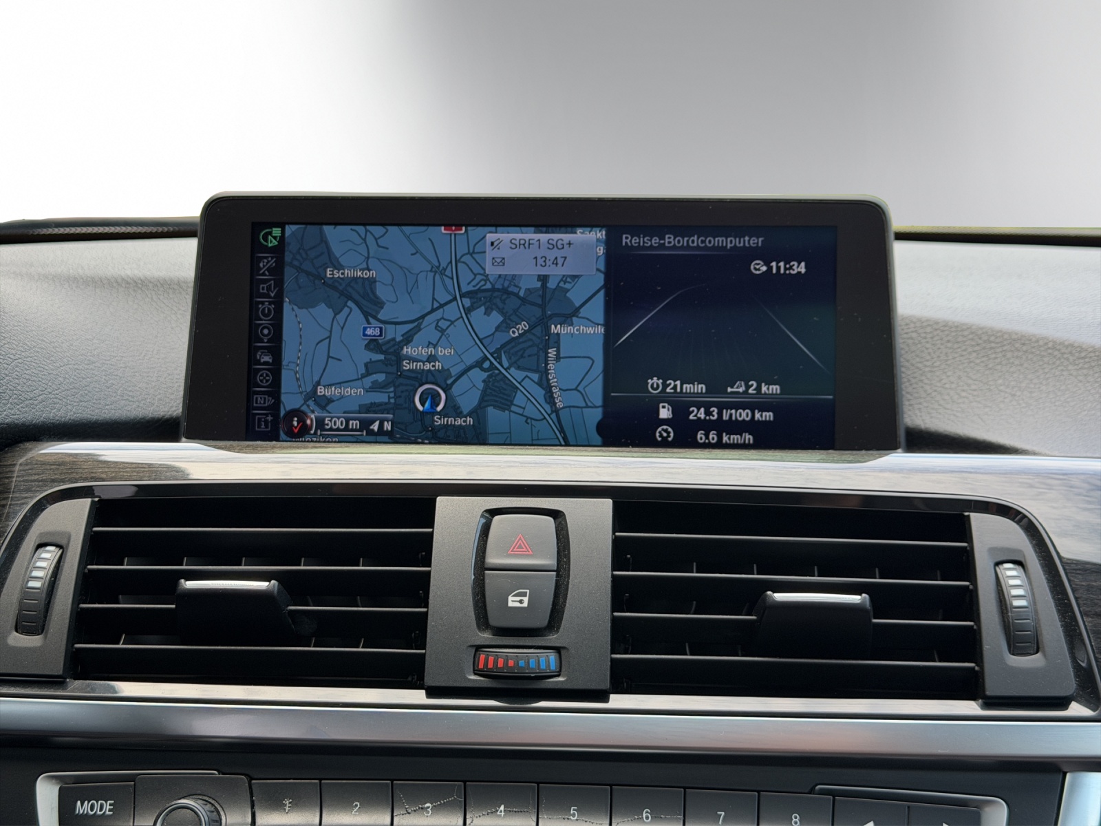 BMW 335i xDrive SAG Touring-image-8