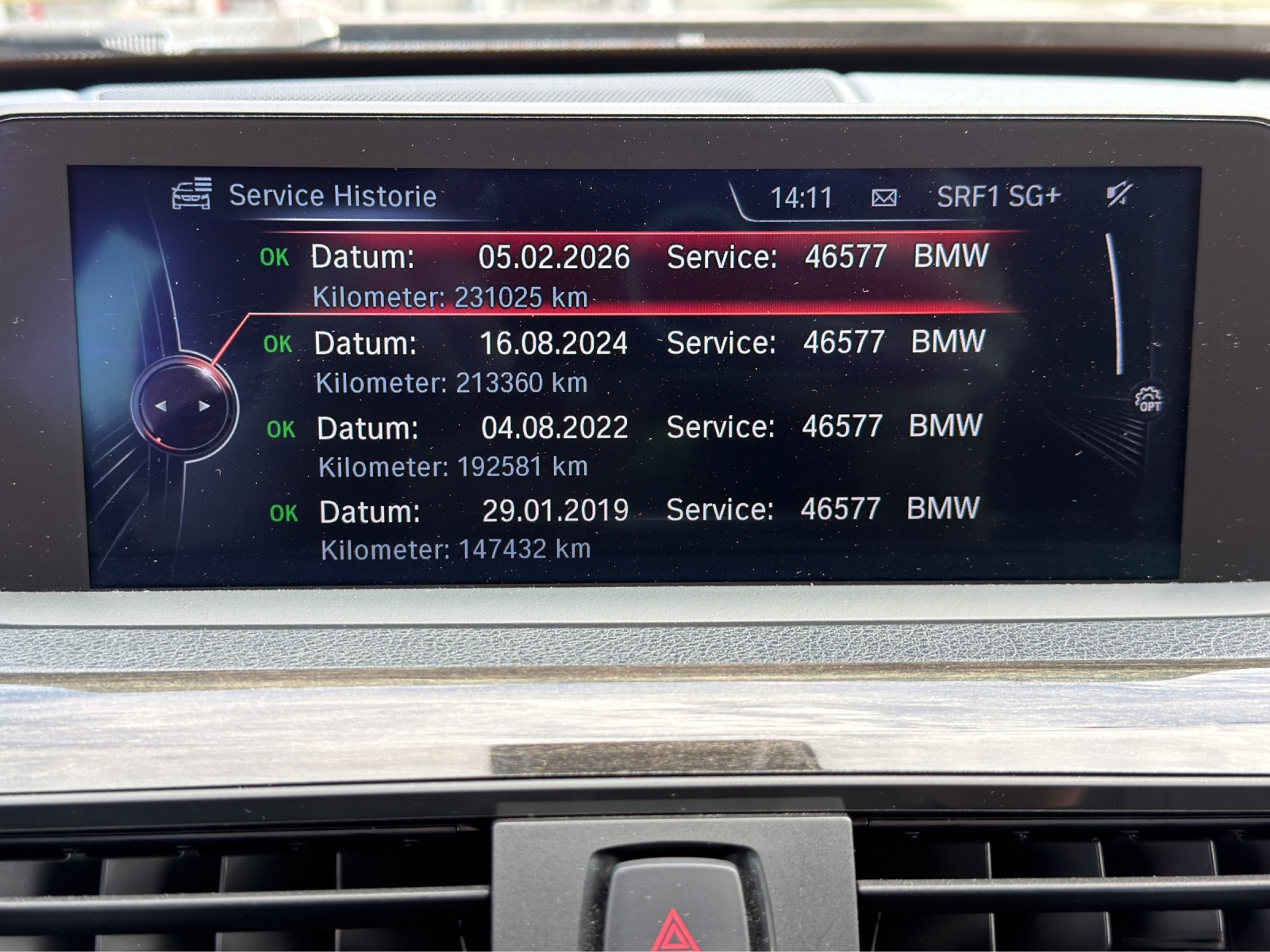 BMW 335i xDrive SAG Touring-image-10