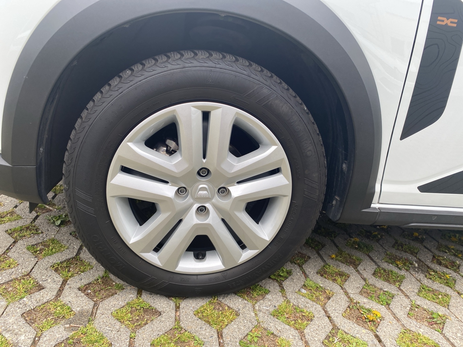 DACIA Sandero 1.0 TCe Stepway Extreme+ Ersatzwagen-image-10