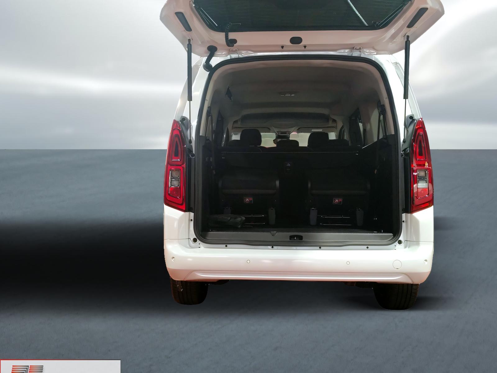 TOYOTA Proace City Verso L2 1.5 HDi 130 Style-image-14