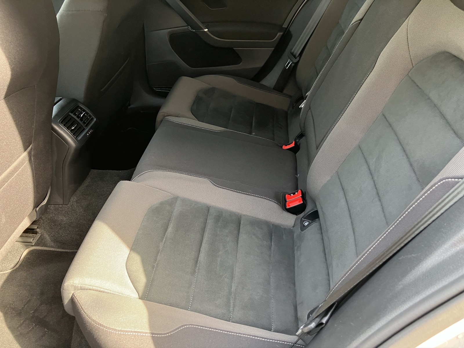 VW Golf 1.5 TSI EVO Highline DSG-image-7