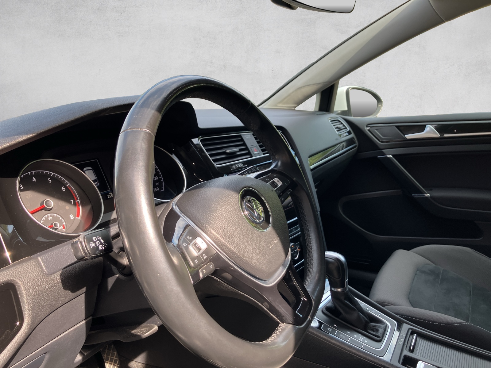 VW Golf 1.5 TSI EVO Highline DSG-image-5