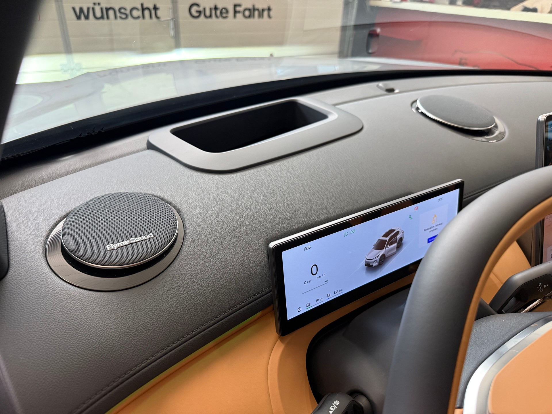 GEELY Starray EM-i MAX + PHEV-image-19