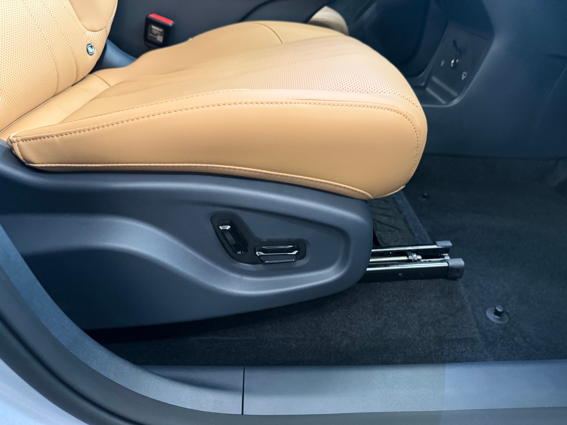 GEELY Starray EM-i MAX + PHEV-image-15