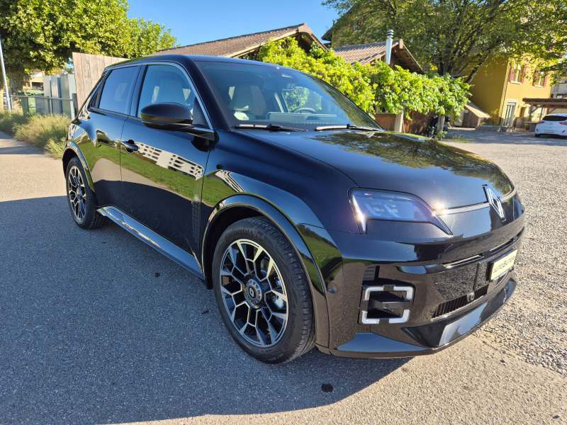 RENAULT R5 E-Tech Comfort Range Roland Garros-image-1
