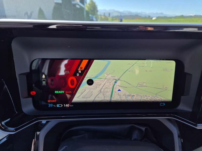 RENAULT R5 E-Tech Comfort Range Roland Garros-image-6