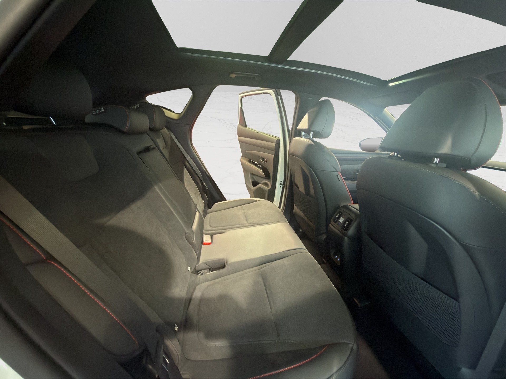 HYUNDAI Tucson 1.6 TGDI HEV N-Line 4WD-image-18