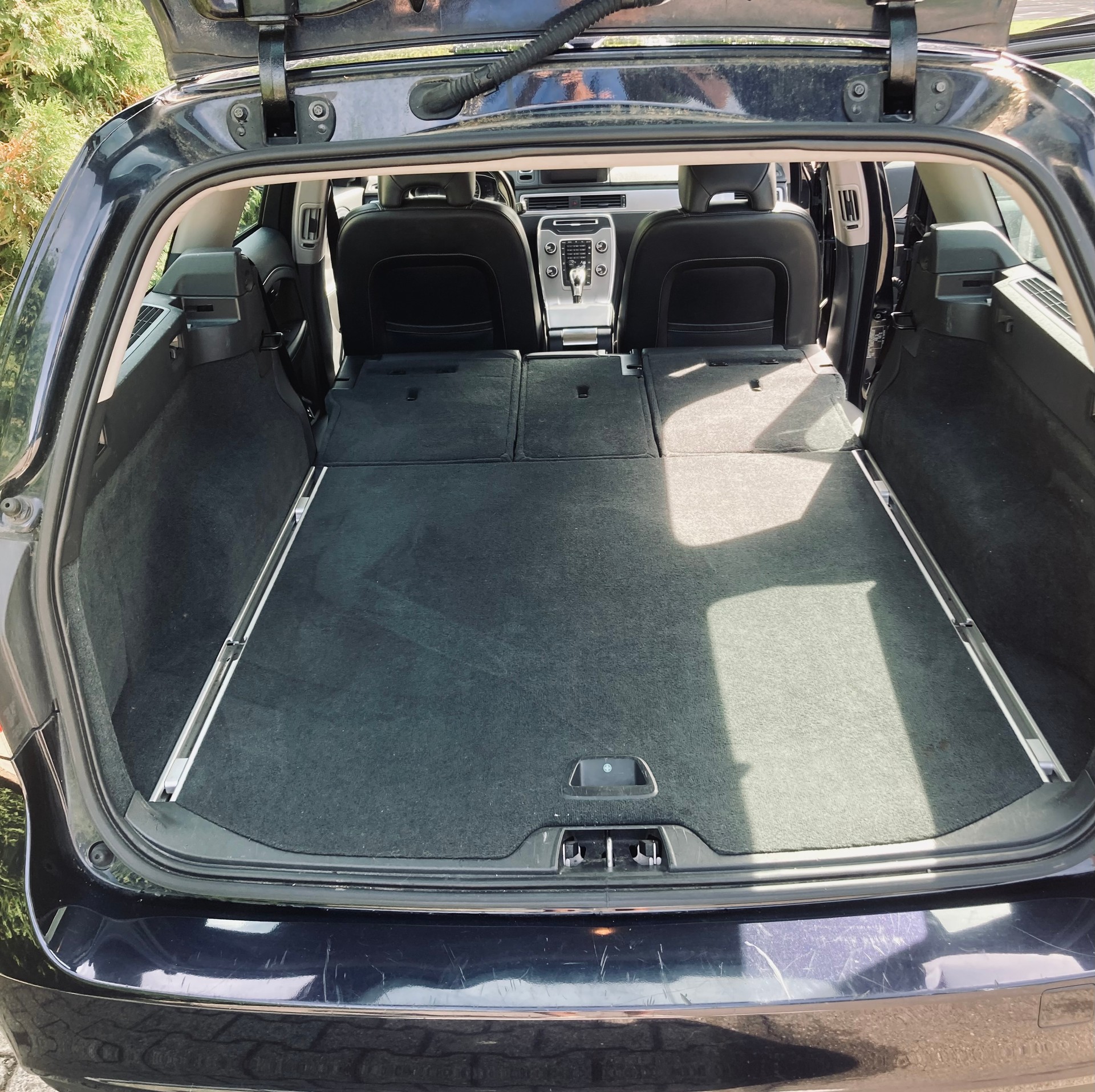 VOLVO 2.0 D2 Automatik - Leder - MFK neu-image-10