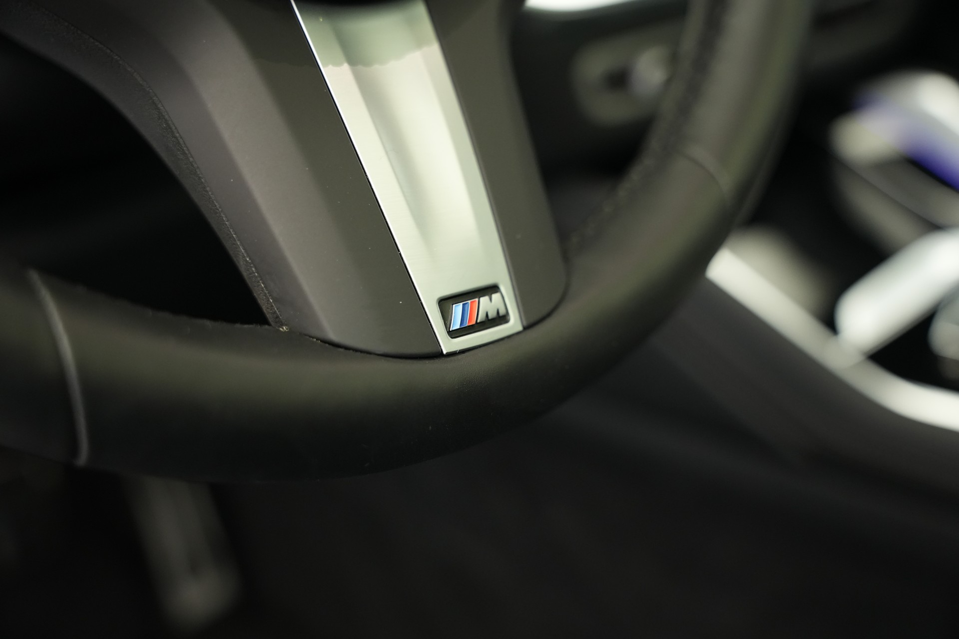 BMW X6 xDrive 48V 40d M Sport Steptronic *Integral Lenkung* *AHK* *Iconic Glow*-image-36