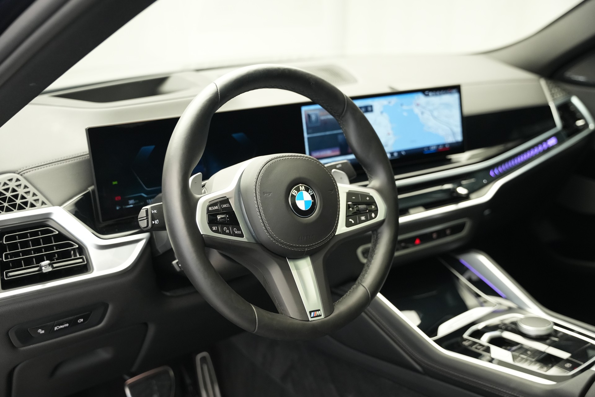 BMW X6 xDrive 48V 40d M Sport Steptronic *Integral Lenkung* *AHK* *Iconic Glow*-image-34
