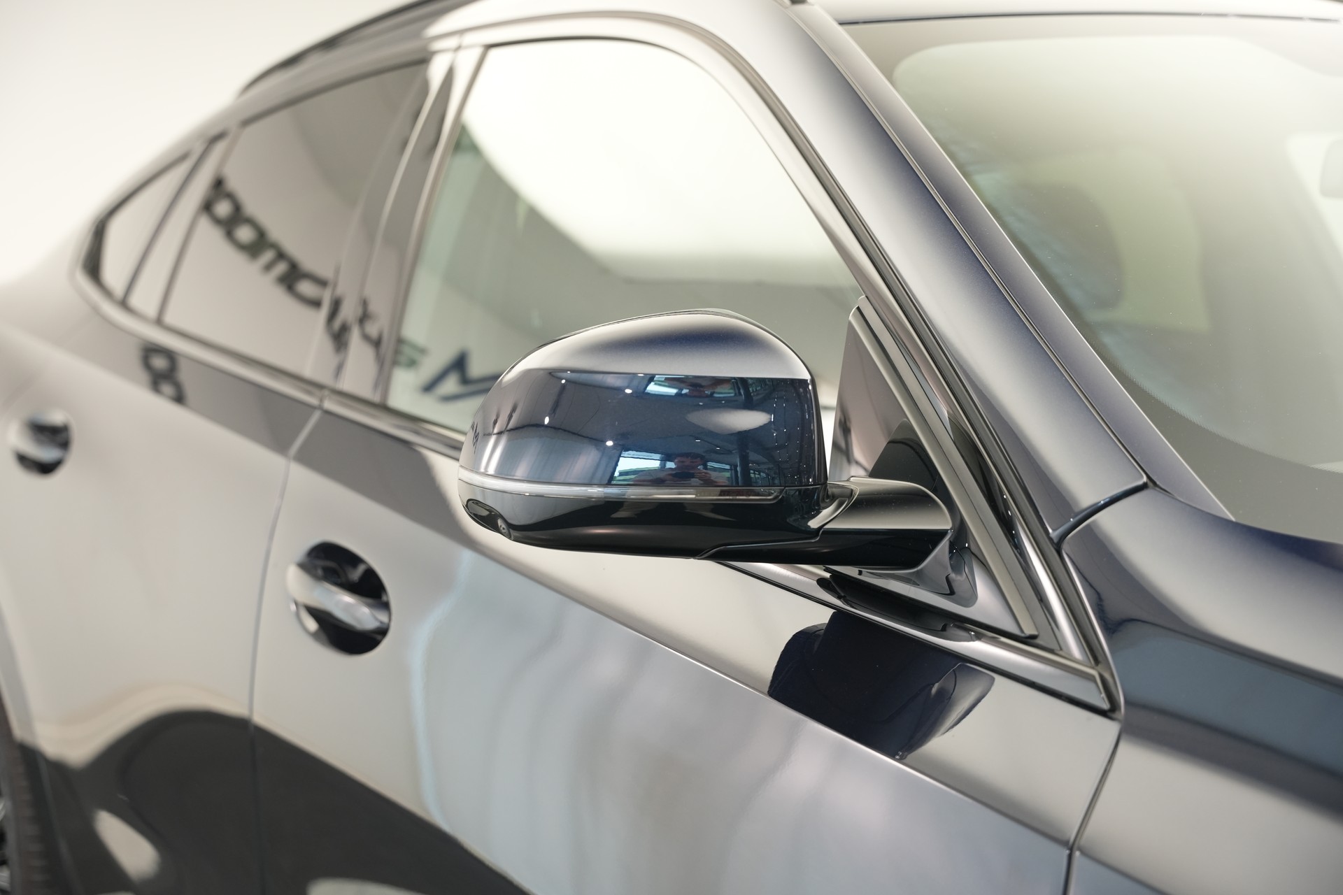 BMW X6 xDrive 48V 40d M Sport Steptronic *Integral Lenkung* *AHK* *Iconic Glow*-image-55
