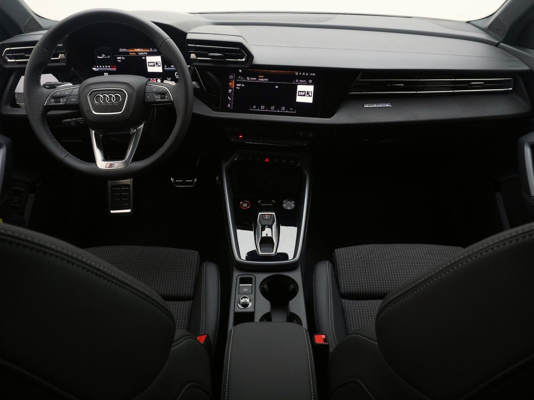AUDI S3 Sportback 2.0 T FSI quattro S-Tronic-image-11