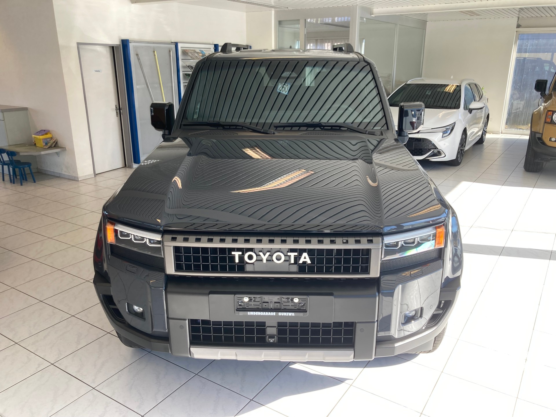 TOYOTA Land Cruiser 2.8TD Style-image-1