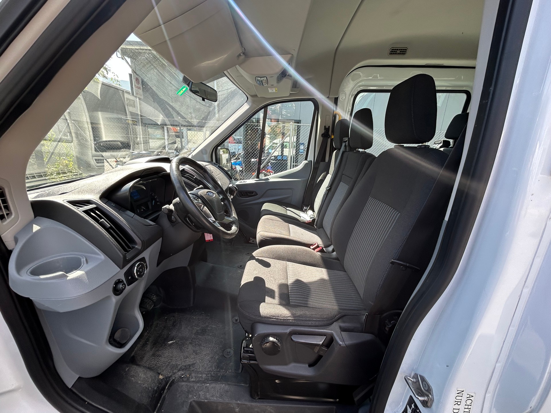 FORD Transit Combi 350 L2 Trend 4WD-image-9