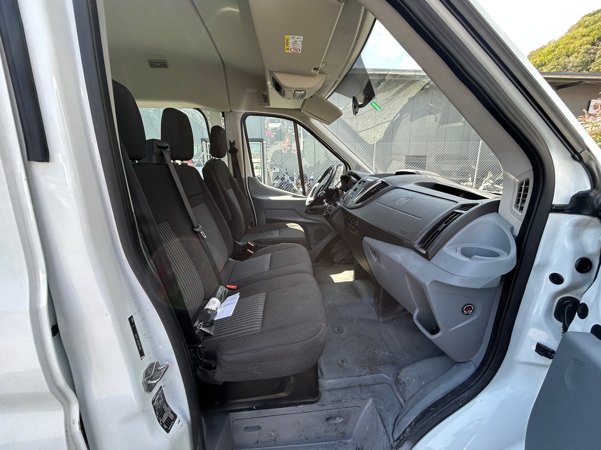 FORD Transit Combi 350 L2 Trend 4WD-image-10