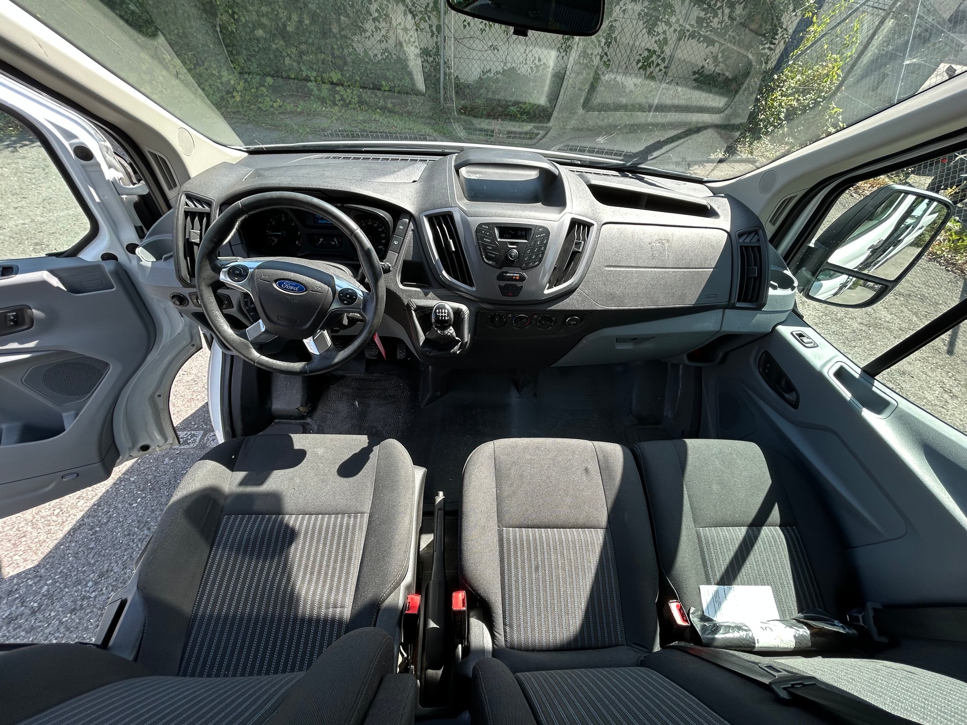 FORD Transit Combi 350 L2 Trend 4WD-image-8