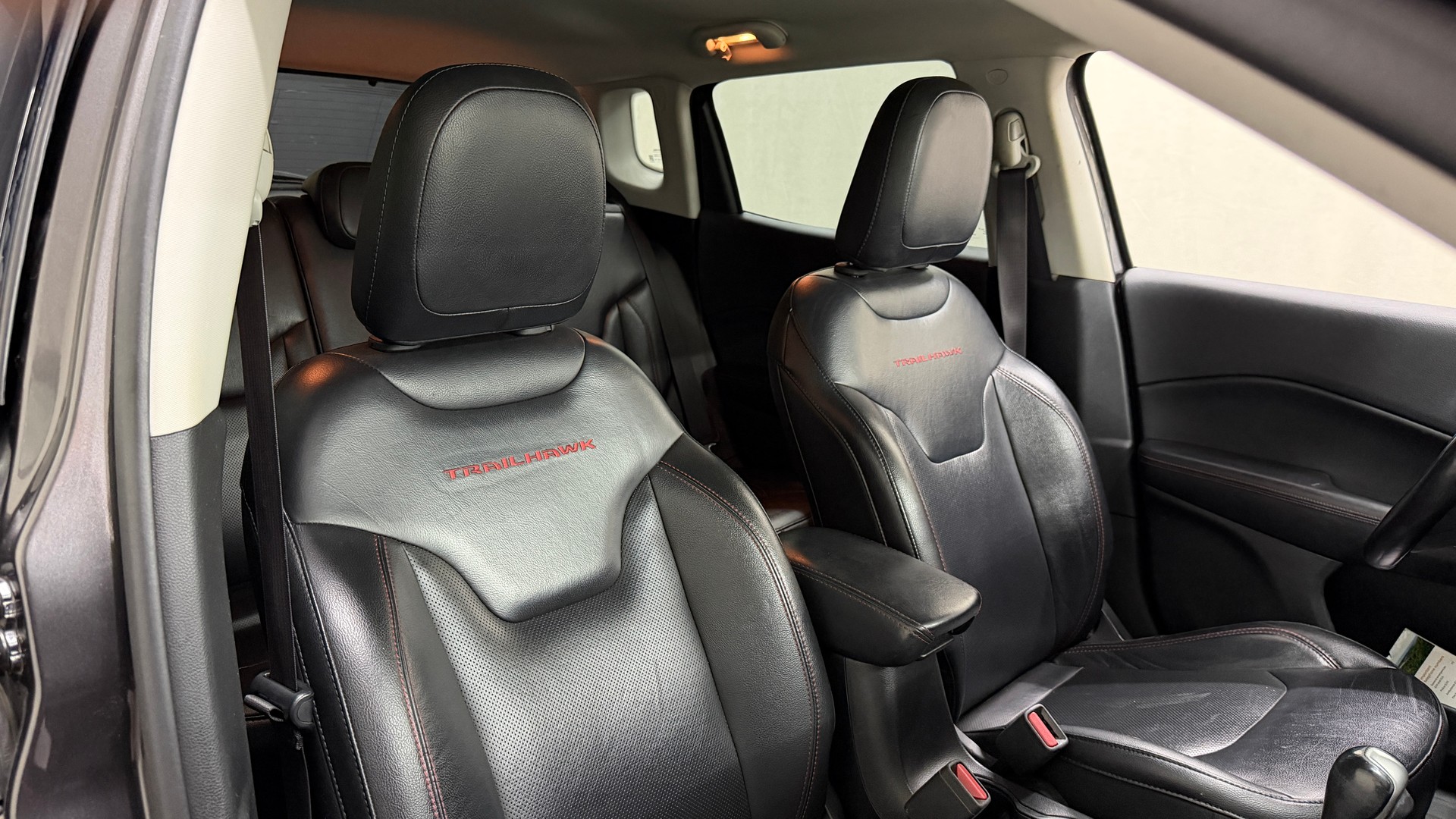 JEEP Compass 2.0CRD Trailhawk AWD 9ATX-image-15