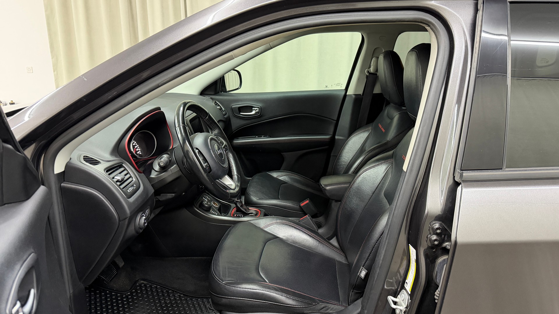JEEP Compass 2.0CRD Trailhawk AWD 9ATX-image-7
