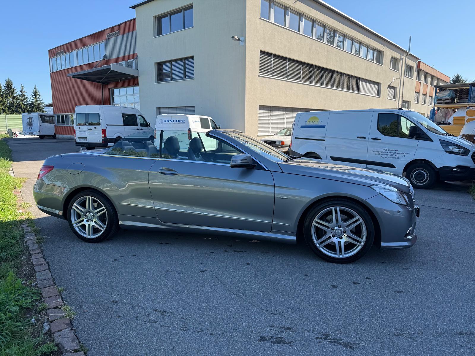 MERCEDES-BENZ E 250 CGI BlueEfficiency 7G-Tronic-image-9