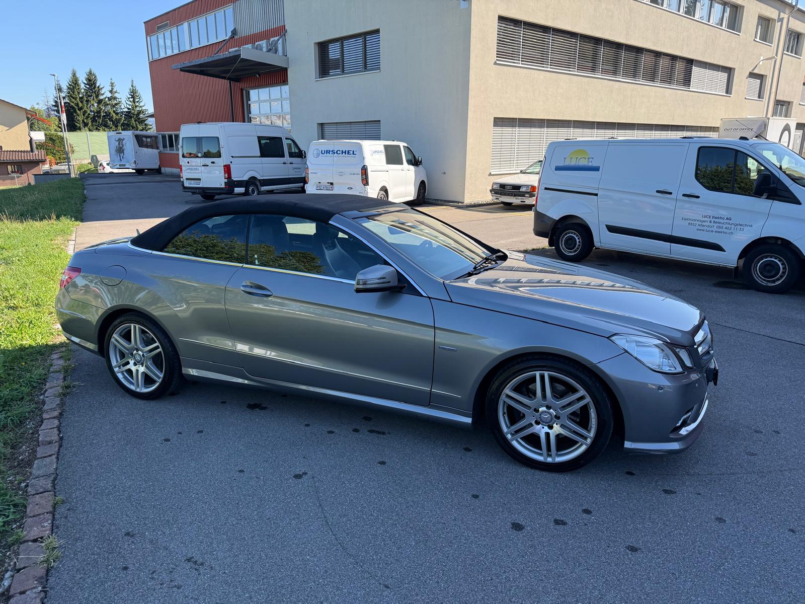 MERCEDES-BENZ E 250 CGI BlueEfficiency 7G-Tronic-image-4