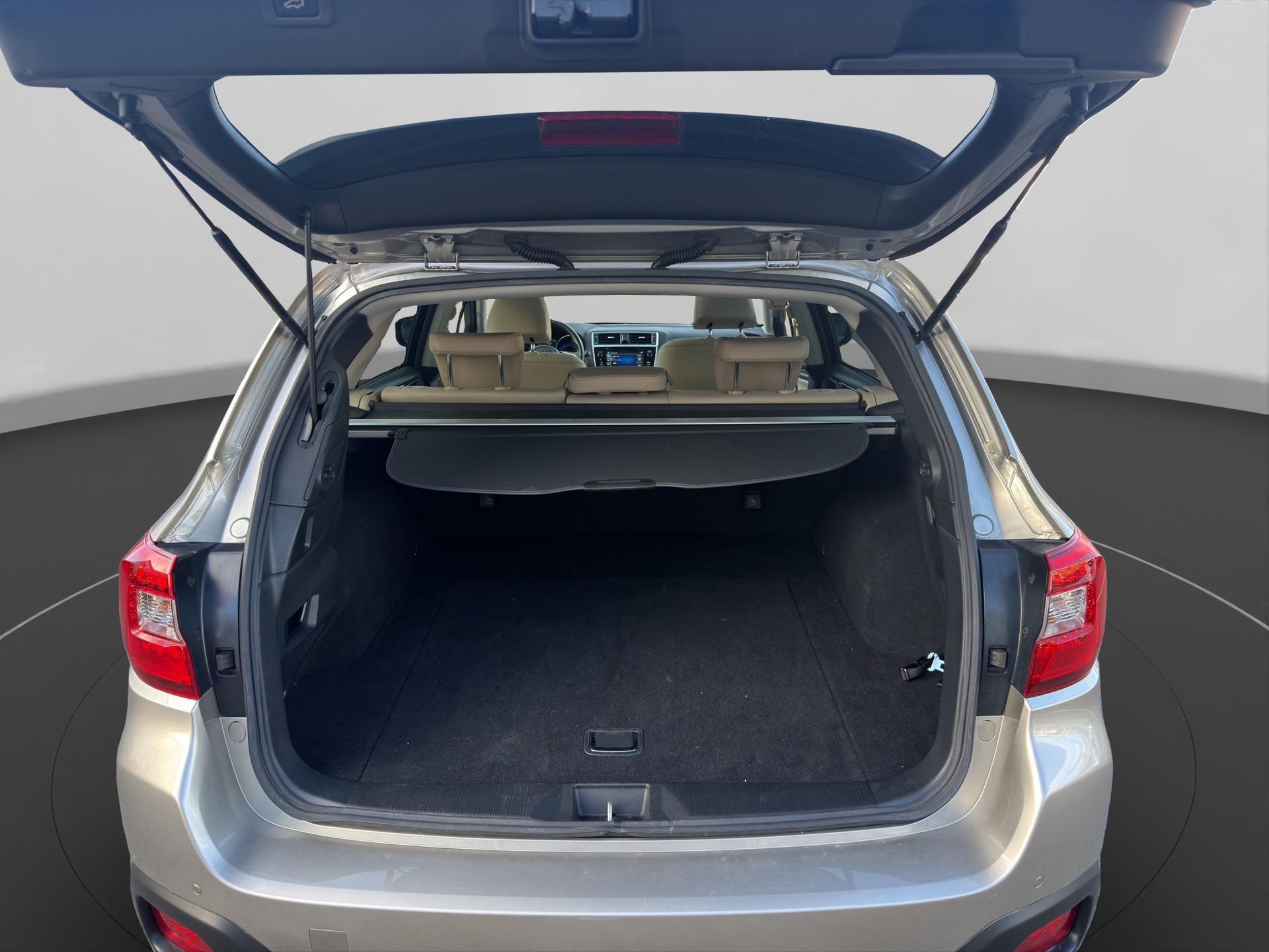 SUBARU Outback 2.5i Luxury AWD Lineartronic-image-14