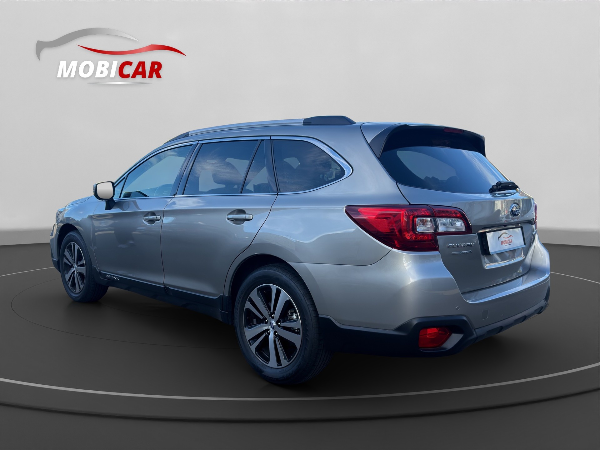 SUBARU Outback 2.5i Luxury AWD Lineartronic-image-2