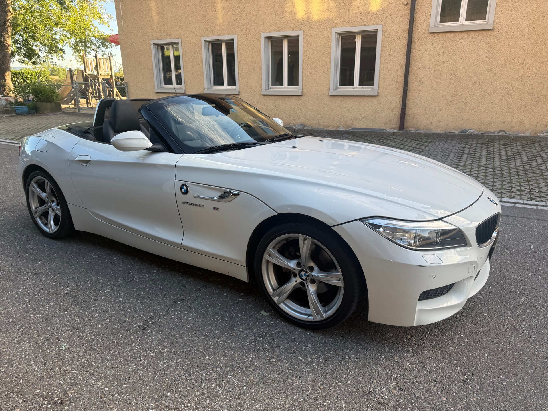 BMW Z4 sDrive20i Steptronic-image-4