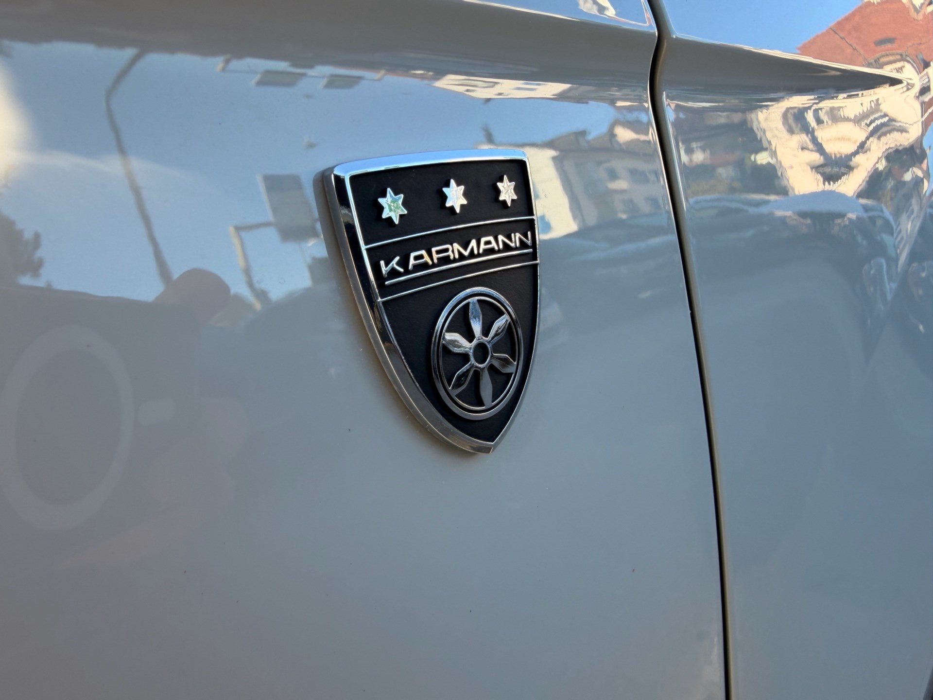 VW T-Roc R-LINE EDITION KARMANN PLUS *** 5 JAHRE VW GARANTIE & STANDHEIZUNG ***-image-29