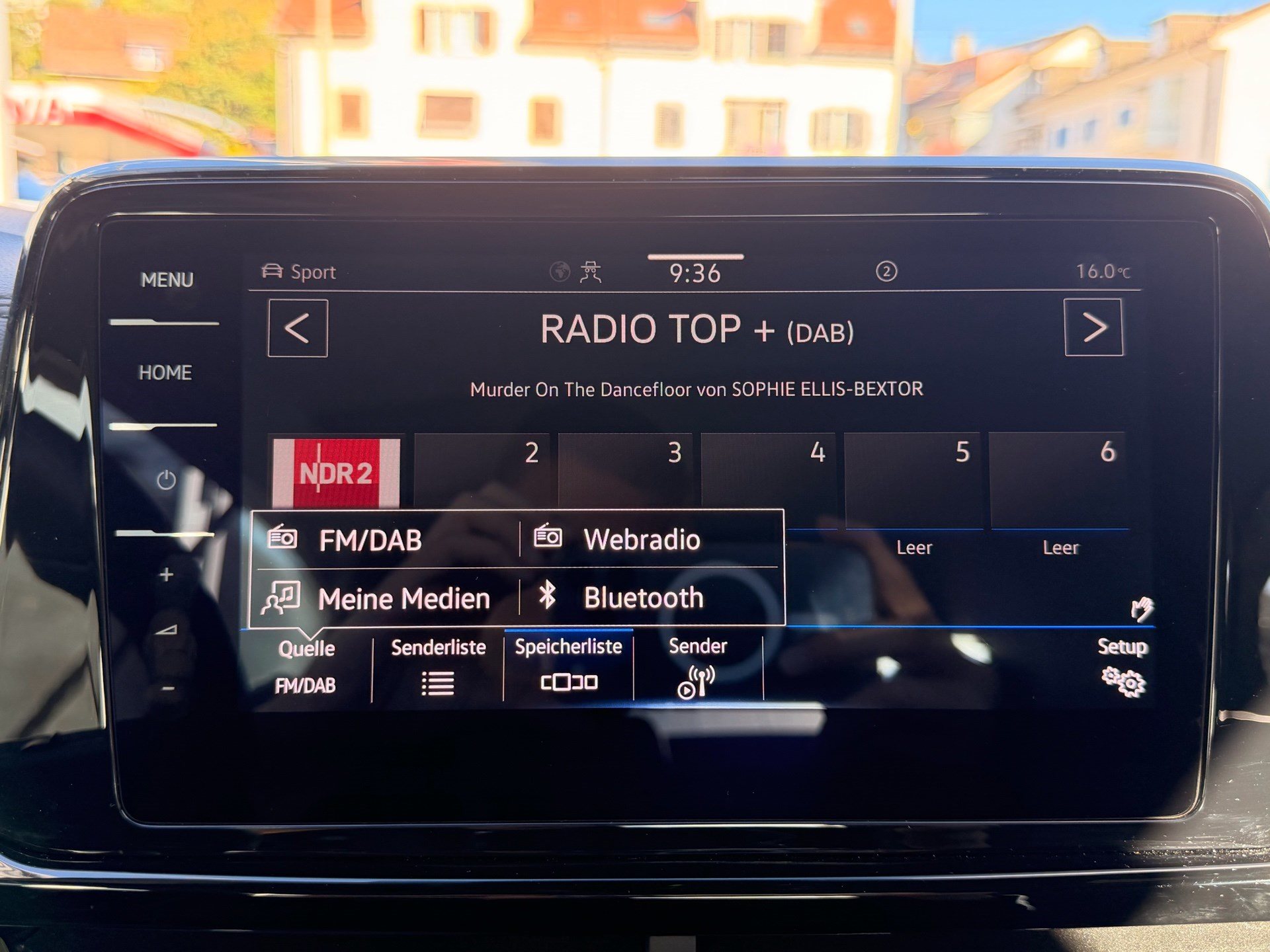 VW T-Roc R-LINE EDITION KARMANN PLUS *** 5 JAHRE VW GARANTIE & STANDHEIZUNG ***-image-18