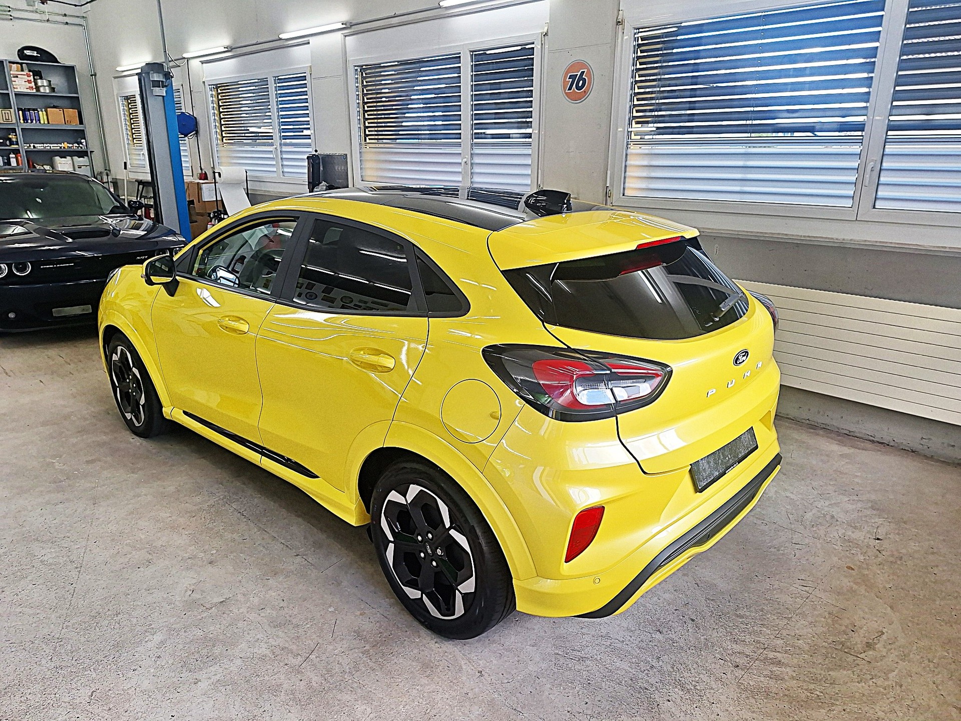 FORD Puma Elektro 46kWh Premium⚡CH-Fahrzeug mit Herstellergarantie bis Mai 2028 & Vollausstattung⚡-image-4