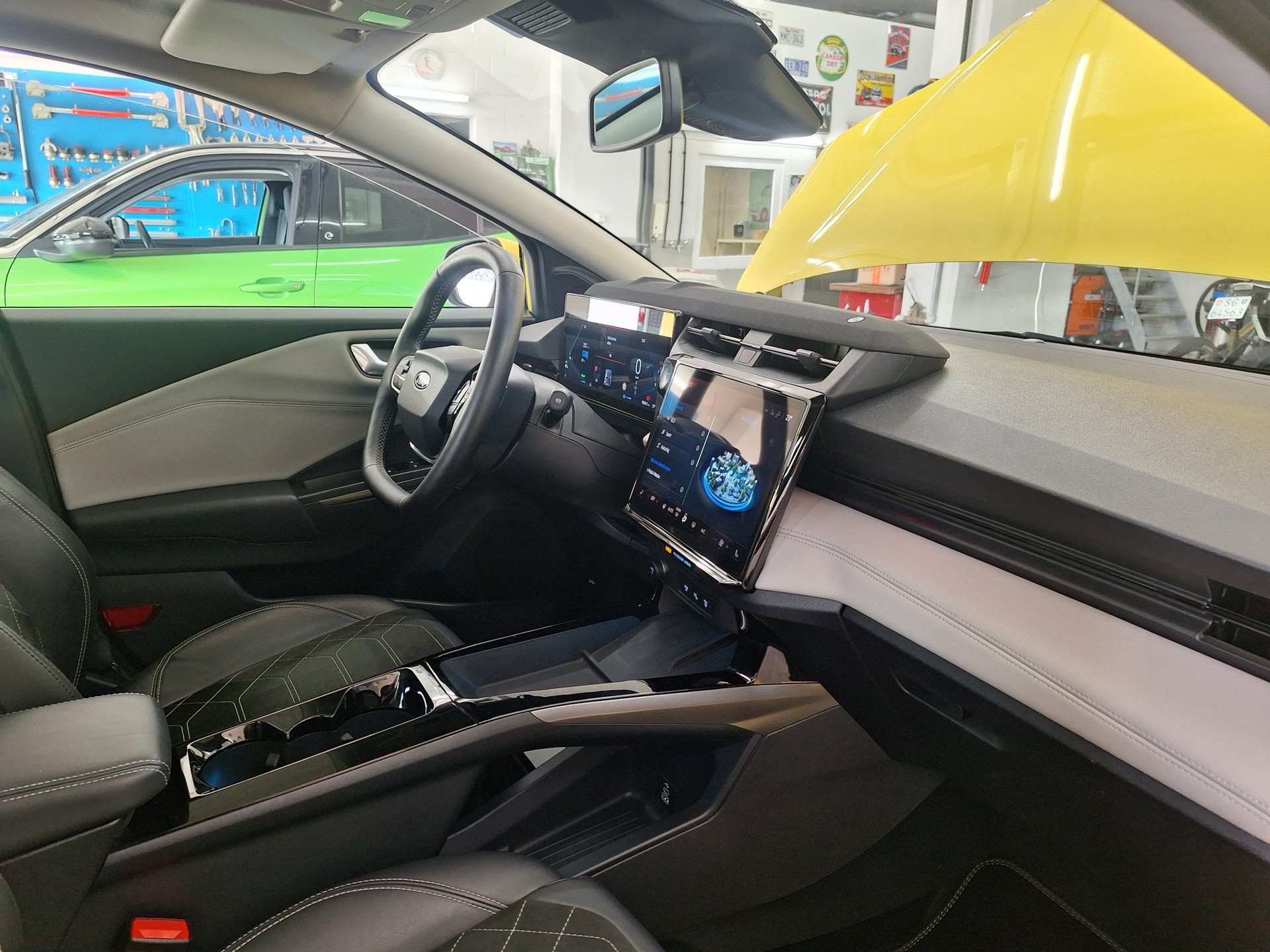 FORD Puma Elektro 46kWh Premium⚡CH-Fahrzeug mit Herstellergarantie bis Mai 2028 & Vollausstattung⚡-image-13