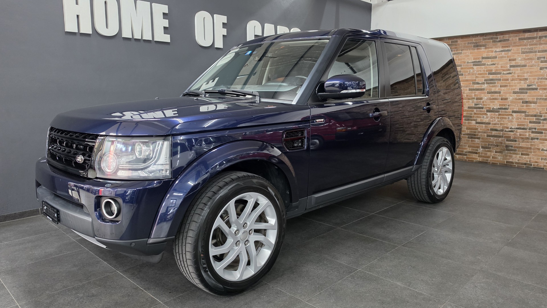 LAND ROVER Discovery 3.0 SDV6 HSE Automatic-image-3
