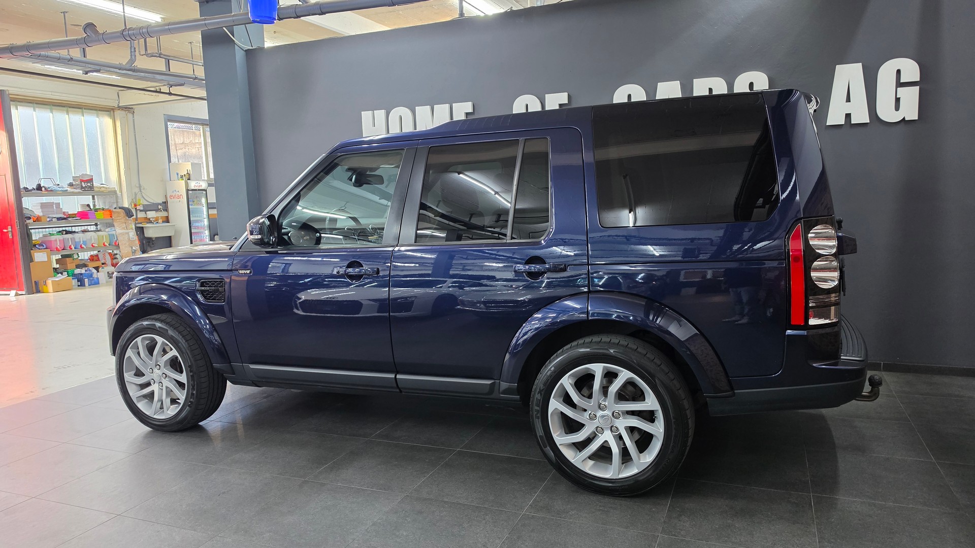 LAND ROVER Discovery 3.0 SDV6 HSE Automatic-image-7