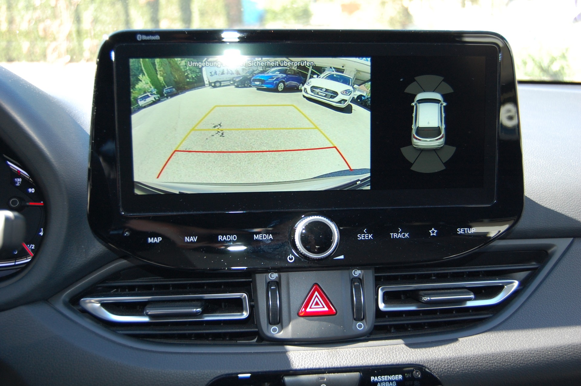 HYUNDAI i30 Wagon 1.5 T-GDi Amplia 48V MH DCT-image-10