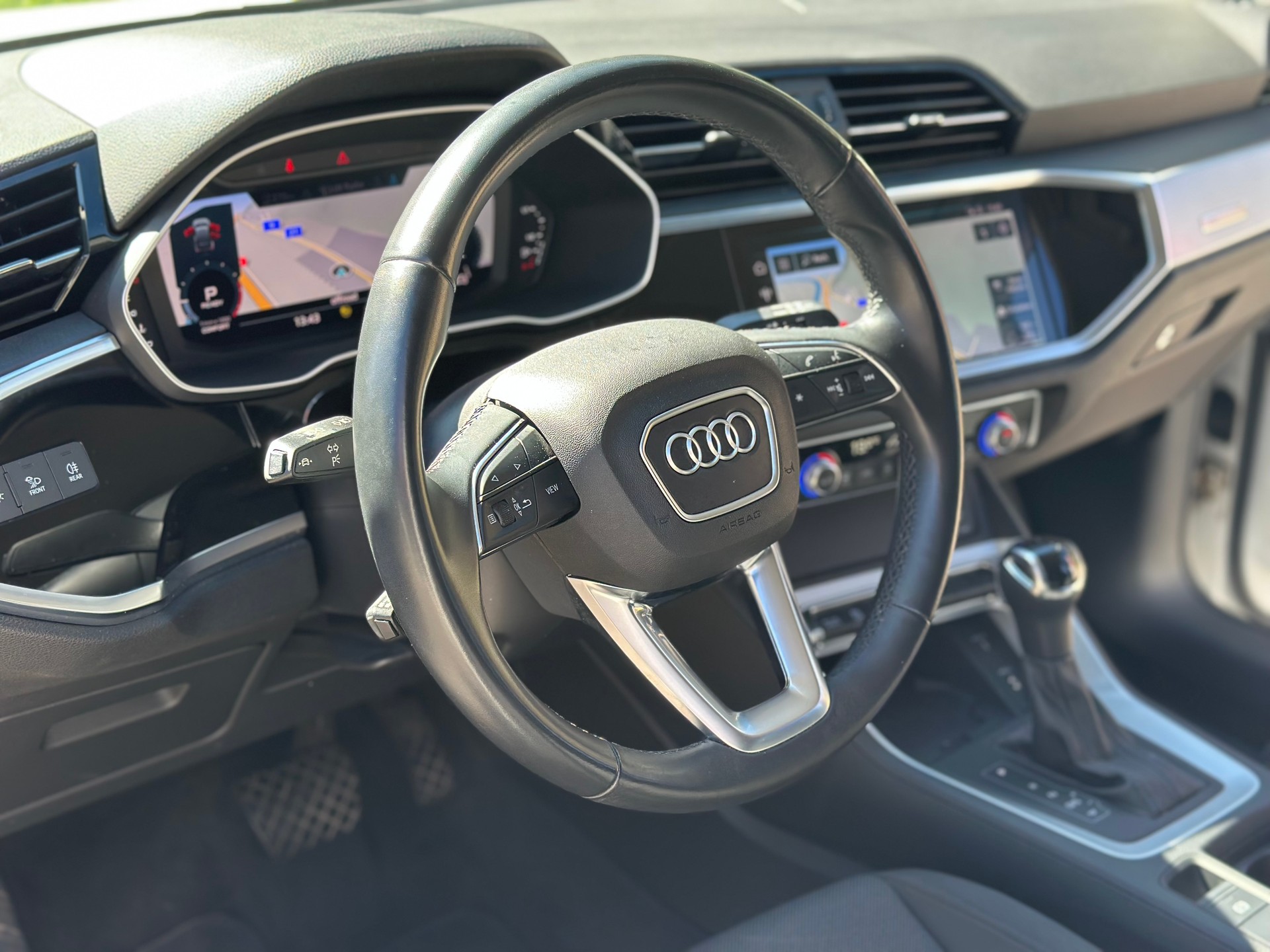 AUDI Q3 Sportback 35 TFSI Attraction S-tronic-image-11