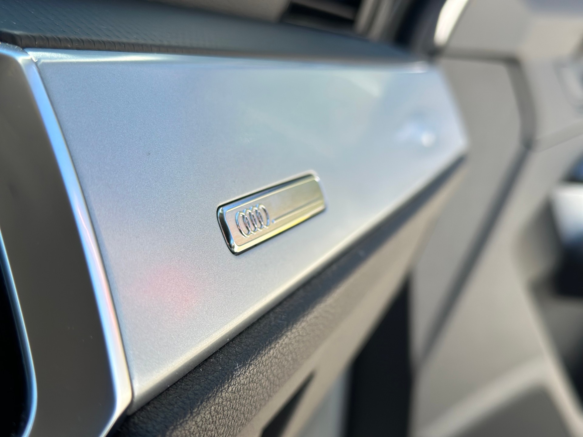 AUDI Q3 Sportback 35 TFSI Attraction S-tronic-image-24