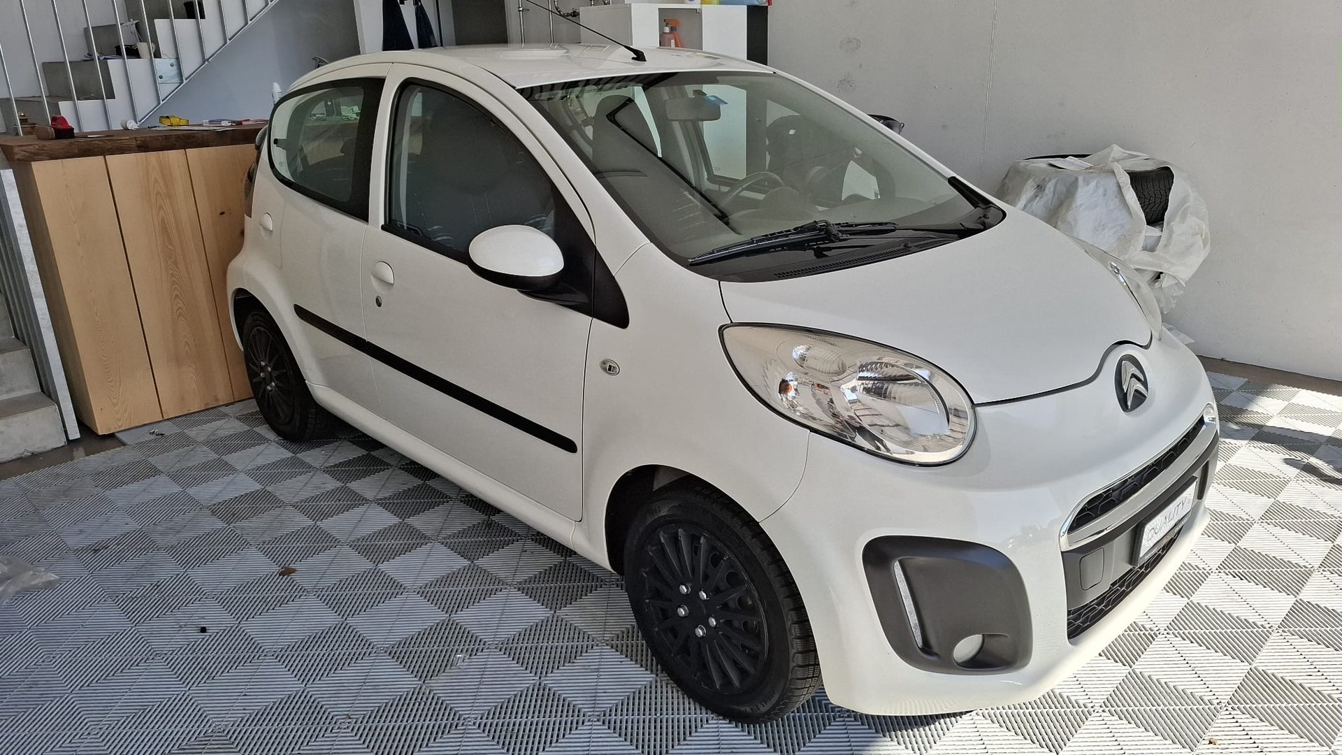 CITROEN C1 1.0i Séduction EGS-image-1