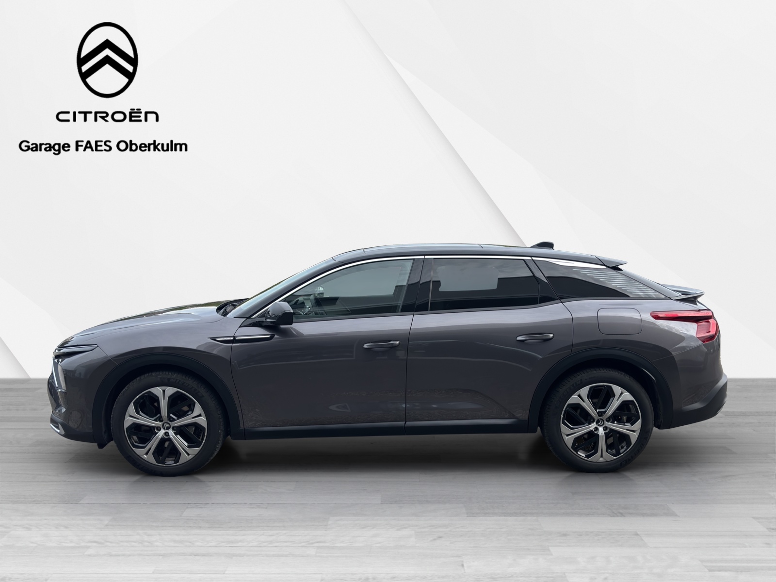 CITROEN C5 X 1.6 Plug-in Hybrid Shine-image-2