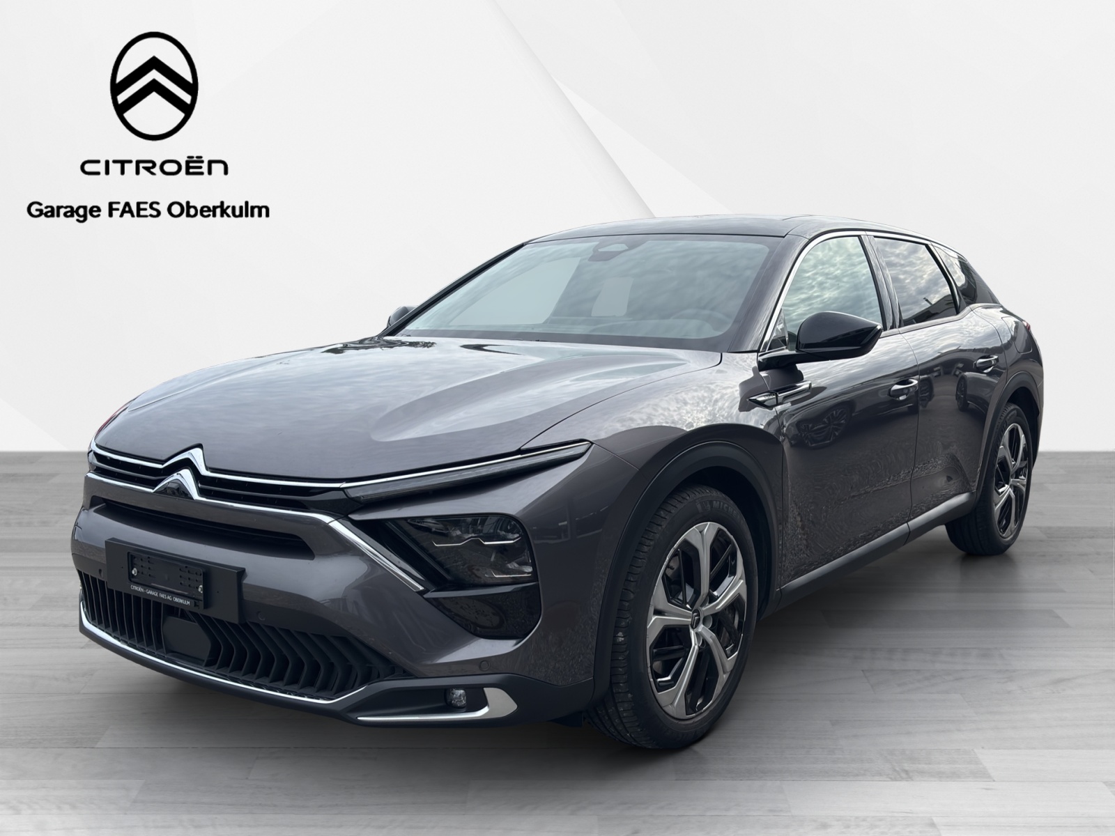 CITROEN C5 X 1.6 Plug-in Hybrid Shine-image-1