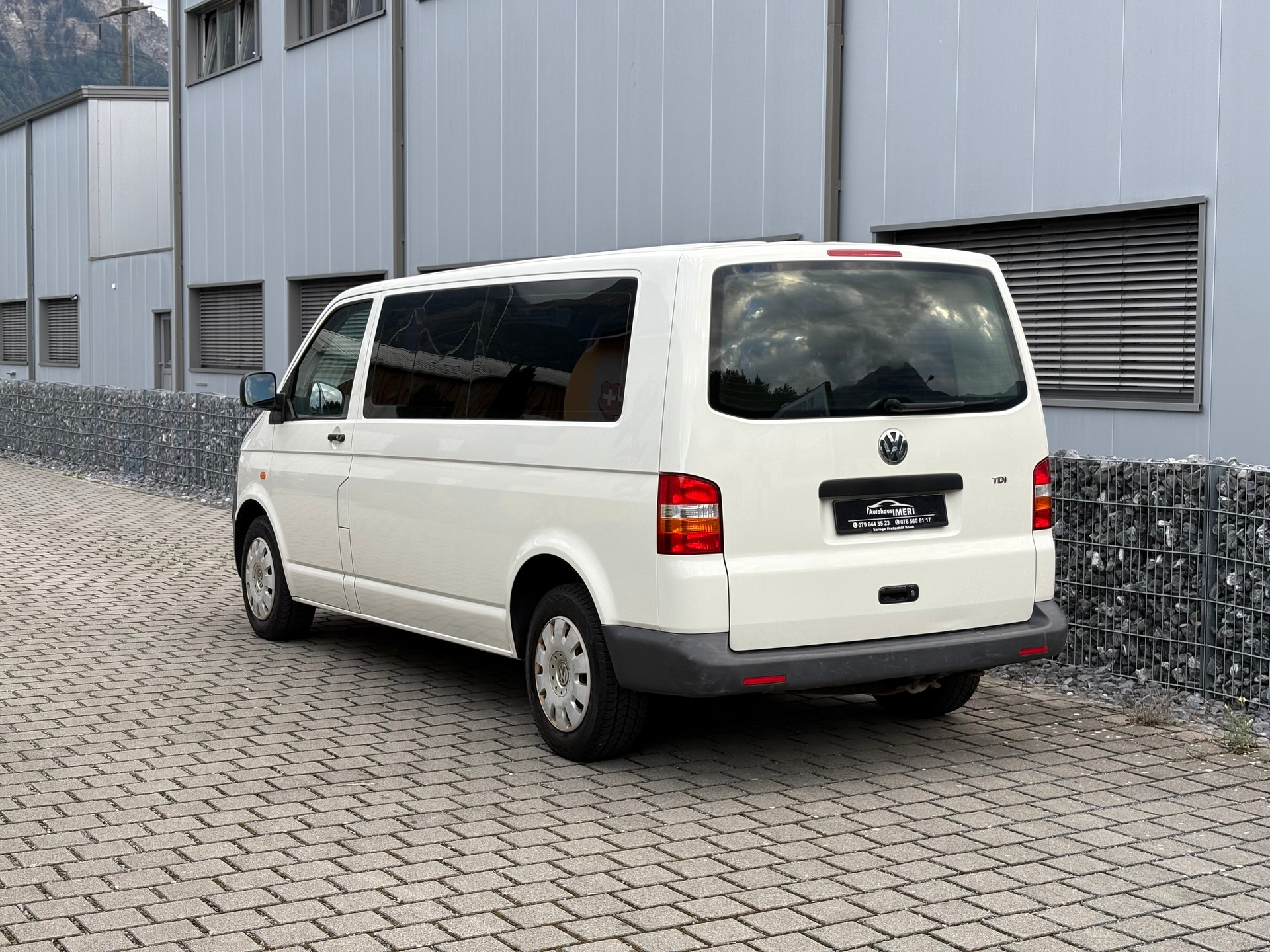VW T5 Caravelle Comfort 2.5TDI PD 4M-image-4